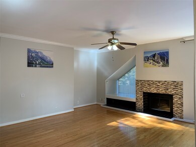 390 Litchfield Ln, Houston, TX 77024 - photo 7