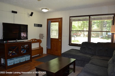 6027 Rolfe Rd, Lansing, MI 48911 - photo 4