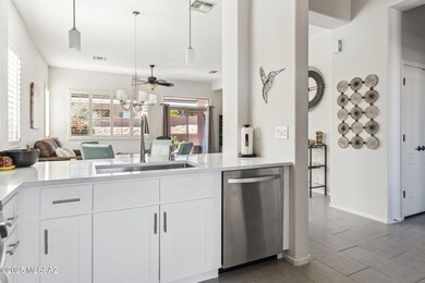 11-web-or-mls-2067-w-demetrie-canyon-dr