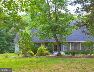 258 Douglas Dr, Middletown, VA 22645 - photo 3