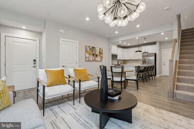 2133 Glacier Rd, Herndon, VA 20170 - photo 6