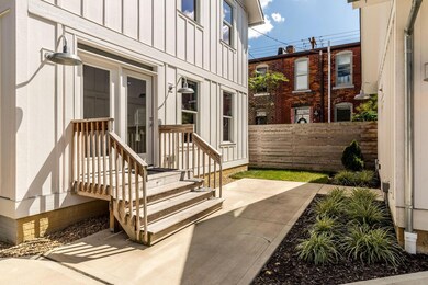 2019-08-29 855 N 6th St 06