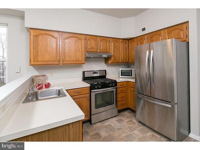 13 Mahogany Dr, Burlington, NJ 08016 - photo 7