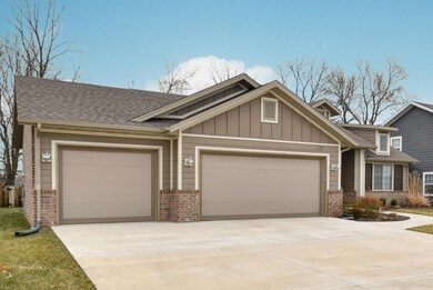678 Greer Ave-3