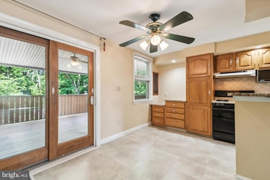 1106 Brookwood Ln, Glenolden, PA 19036 - photo 7