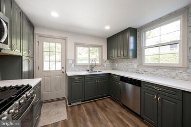 20 N Main St, Spring City, PA 19475 - photo 4