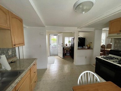 29 Frairy St unit 1, Medfield, MA 02052 - photo 5