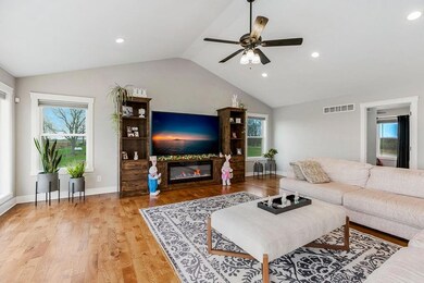 2335 SW Devling Rd, Plattsburg, MO 64477 - photo 3