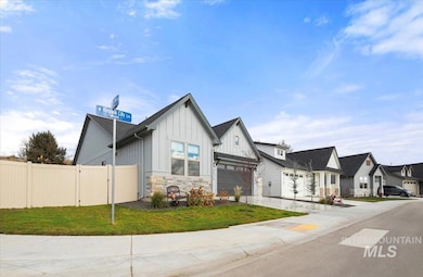 9824 W Virginia City Ln, Star, ID 83669 - photo 2