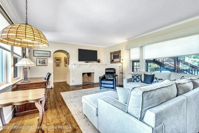 3 Woolley Place