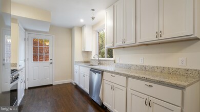 1506 Delmont Ln, Takoma Park, MD 20912 - photo 5