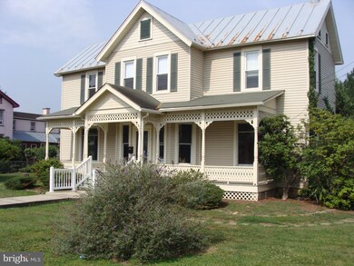 224 N Main St, Moorefield, WV 26836 - photo 4