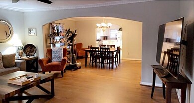 405 Dorchester St, Houston, TX 77022 - photo 4