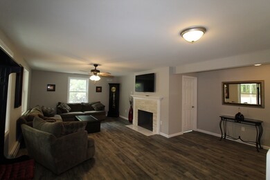 230 Groton St, Dunstable, MA 01827 - photo 7
