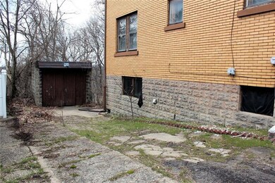 I car Detached Garage
