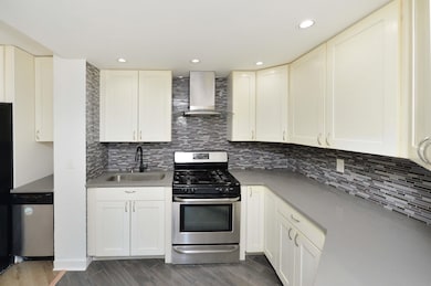 The Galaxy Towers unit 221B, Guttenberg, NJ 07093 - photo 2