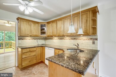 1515 Hugo Cir, Silver Spring, MD 20906 - photo 5