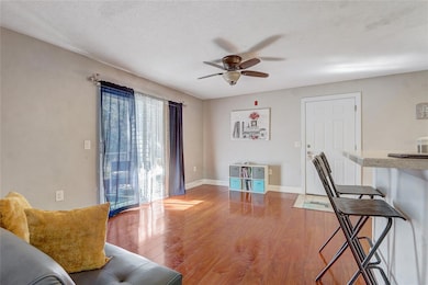 1229 Bermuda Lakes Ln unit 202, Kissimmee, FL 34741 - photo 5