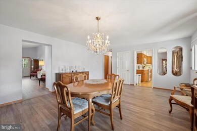 3 Franklin Getz Dr, Broomall, PA 19008 - photo 4