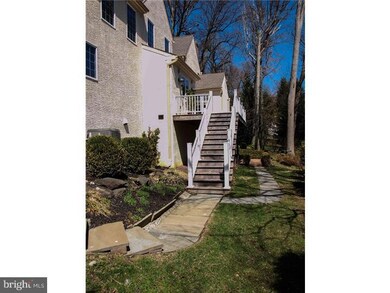 215 Trianon Ln, Villanova, PA 19085 - photo 2