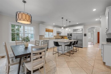 74 Bayview Ave unit A, Port Washington, NY 11050 - photo 7