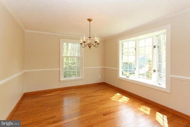 15017 Woodglen Ct, Dumfries, VA 22025 - photo 3