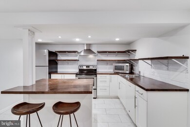 710 Columbia Rd NW unit B, Washington, DC 20001 - photo 4