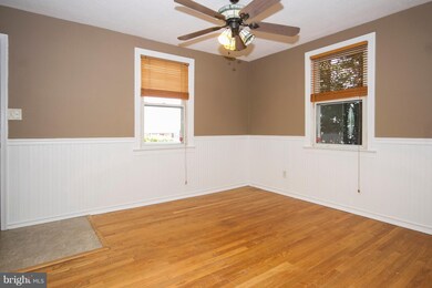 1713 Brookview Rd, Dundalk, MD 21222 - photo 5
