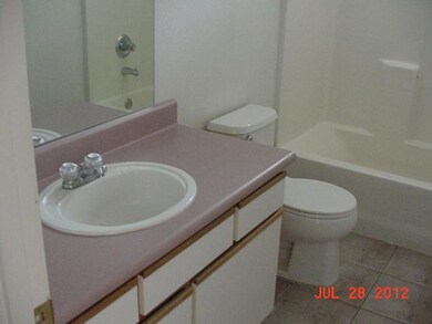 1074 Cherry St, Central Point, OR 97502 - photo 5