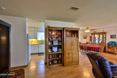 46 Fairway Cir-10
