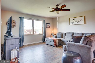 1153 Jason Dr, Greencastle, PA 17225 - photo 5