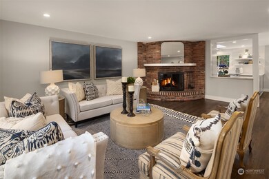 9324 SE 68th St, Mercer Island, WA 98040 - photo 5