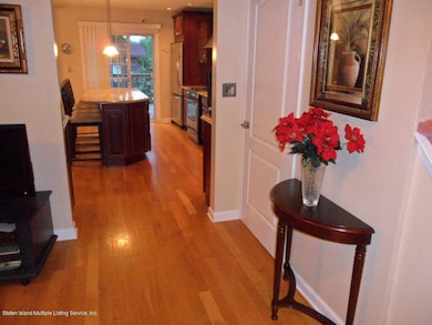 79 Cotter Ave, Staten Island, NY 10306 - photo 2