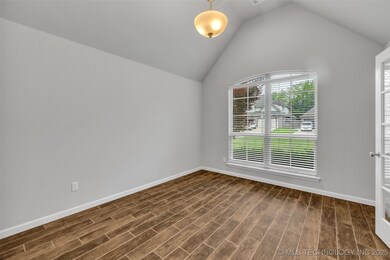 3000 W Edgewater St, Broken Arrow, OK 74012 - photo 4