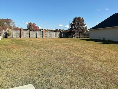 205 Stonegate Ct, Crossett, AR 71635 - photo 2