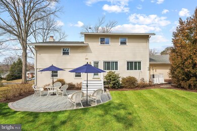 14217 Greenspan Ln, Rockville, MD 20853 - photo 3