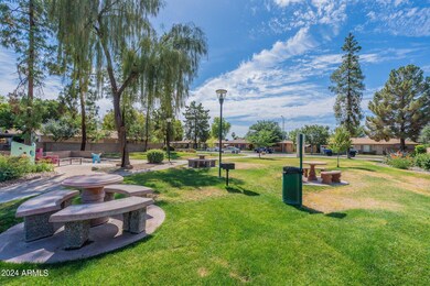 6519 S Kenneth Place unit C, Tempe, AZ 85283 - photo 5