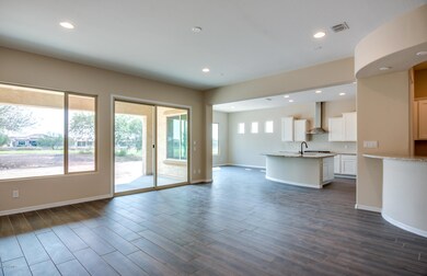 GatheringRoom/Kitchen/Cafe