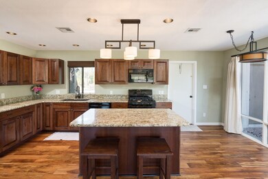 010_Kitchen SJ