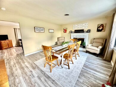 7931 S Strawtown Pike, Bunker Hill, IN 46914 - photo 6