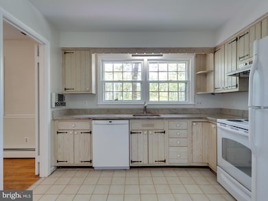 7828 Langley Ridge Rd, McLean, VA 22102 - photo 5