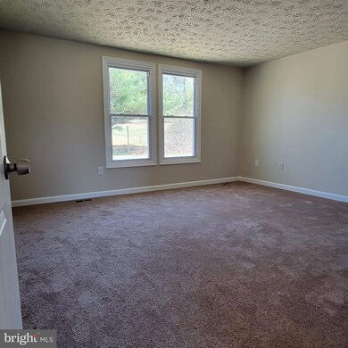 23507 Mervell Dean Rd, Hollywood, MD 20636 - photo 7