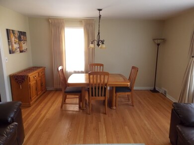 736 Manchester Ave, Westchester, IL 60154 - photo 7