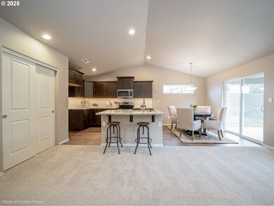 5125 Cedar View Dr, Springfield, OR 97478 - photo 4