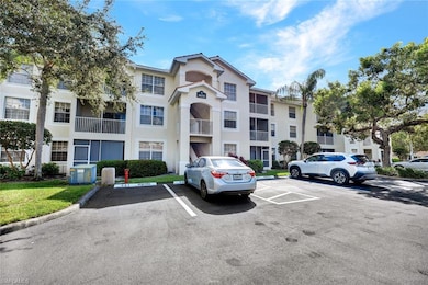 4630 Saint Croix Ln unit 831, Naples, FL 34109 - photo 3