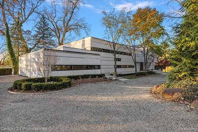 5904 Wing Lake Rd, Bloomfield Hills, MI 48301 - photo 5