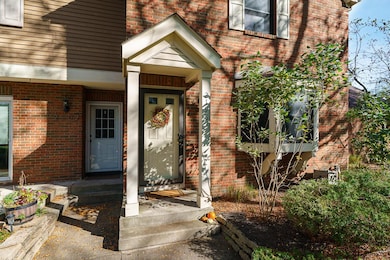 2198 Sandston Rd, Columbus, OH 43220 - photo 3