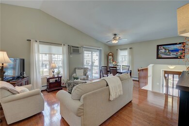 565 Quaker Ln unit 74, West Warwick, RI 02893 - photo 5