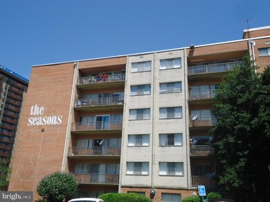 5851 Quantrell Ave unit 101, Alexandria, VA 22312 - photo 2