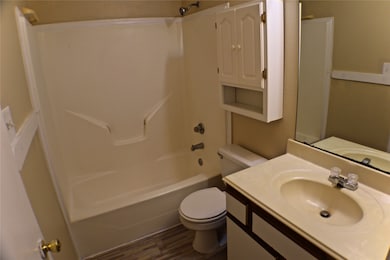 1400 Wilson Dr, Rosenberg, TX 77471 - photo 7